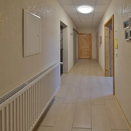 Bleser Apartment *
